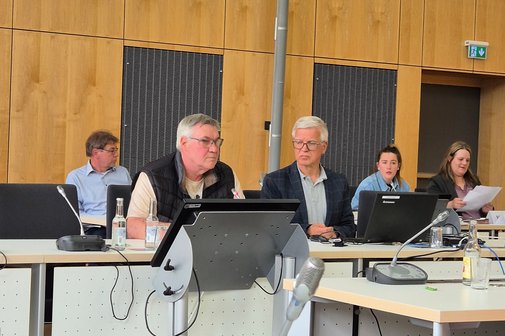 von links Gerd Brademann und Oberb&uuml;rgermeister Stephan Tautz
