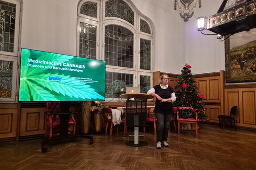 Referentin Frau Sorina Milkovic